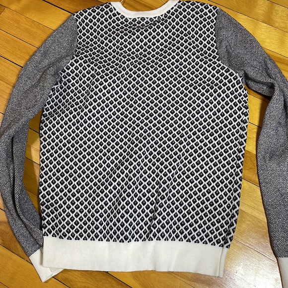 Tommy Hilfiger sweater - Picture 4 of 4